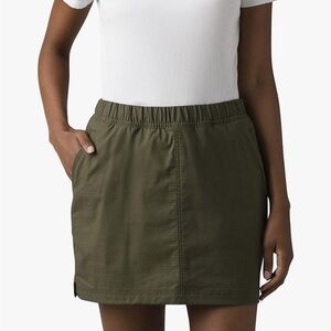 🔥New with tag🔥 Prana Comfort Casual Skort for Outdoor, Vacation, Activewear